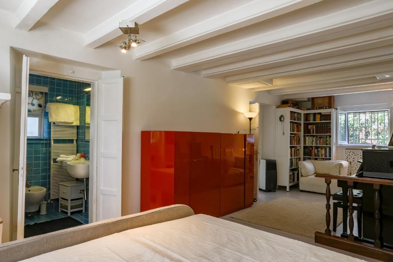 8 Villa Cattolica